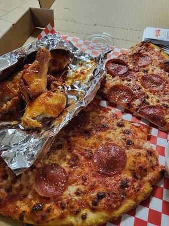 Pepperonis Pizza