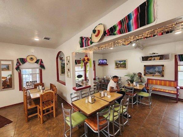Gloria's Cafe