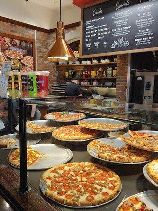Luciano Express Pizzeria