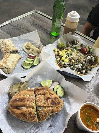 El chilango tacos