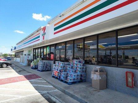 7-Eleven