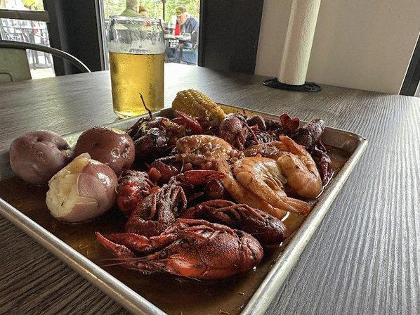 Pinchy’s Lobster & Rawbar