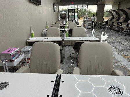Vanity Nails Lounge II ( 15% off all service )