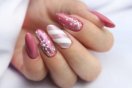 Aria Lashes & Nails