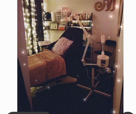 Glamour Up Salon & Spa
