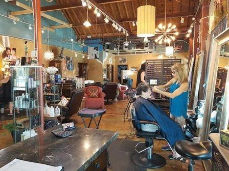 Fonz Salon