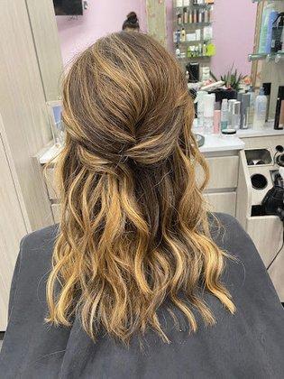 TwoOneOh Beauty Salon
