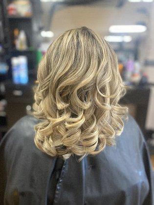 Celina's Hair Studio