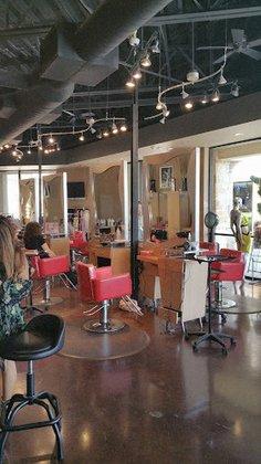 Veronyka's Color Salon & Spa