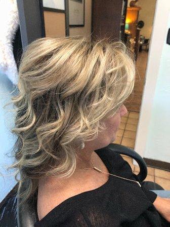 Kim's Kreations (Inside Hidden Beautie Salon))