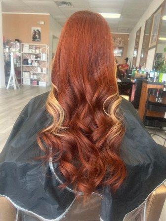 Beauty Salon by Paloma