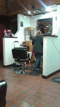 Anguiano's Beauty Shop