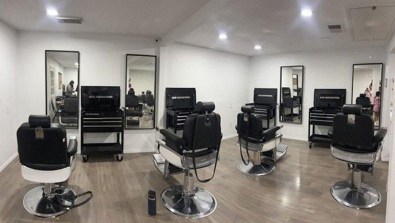 Dapper G Cuts Barbershop #1