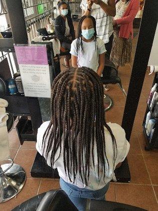 Lyn African Hair Braiding