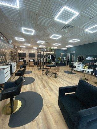 ROCK N' ROSE SALON