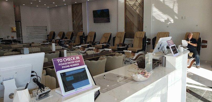 Zion Nails And Waxing