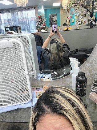 La Pelu Hair