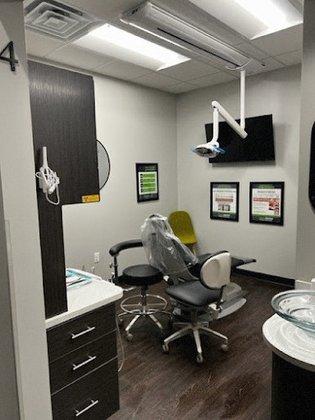Ideal Dental Universal City