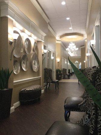 Rob Anguiano's - theCUT @Rogers Premier Salon