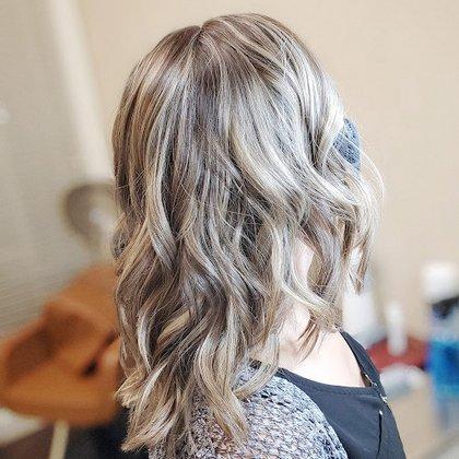 Blonde It Hair Studio