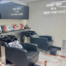 HOTBOX SALON