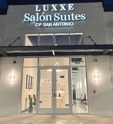 LUXXE Salon Suites