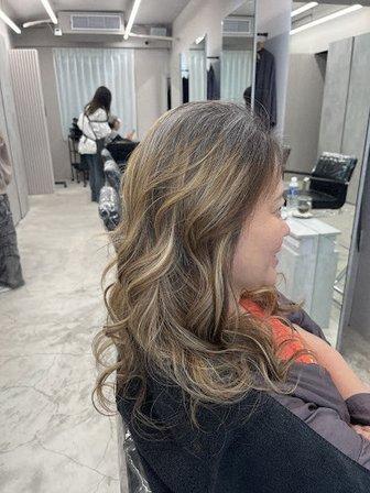 Overture Salon