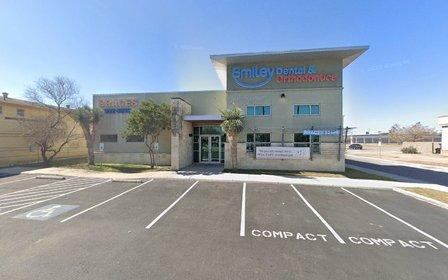 UToo Dental & Orthodontics