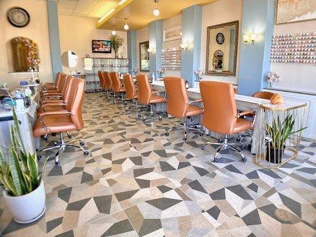 Mary VII Nail Salon