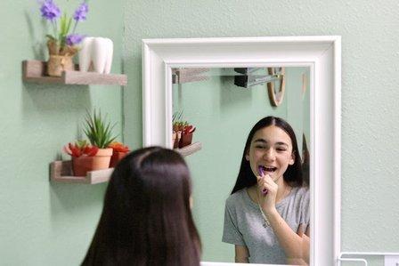 Raices Dentistree: Hilda Yanez, DDS