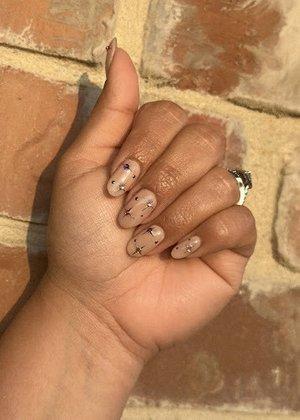 Wormnails Nail Studio