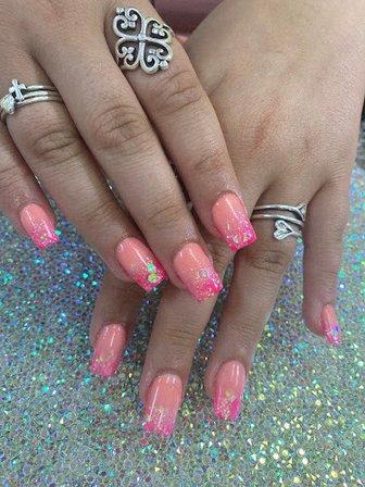 Q Nails & Spa