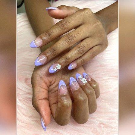 Nail Inn