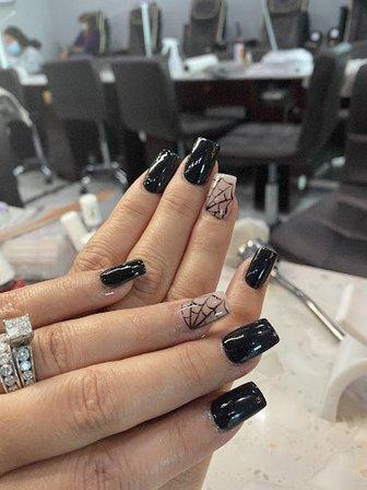 Wynn's Nail Lounge