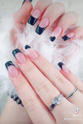 America Nails