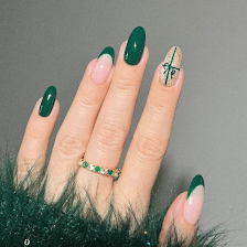 Lux Nails Bar