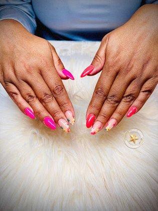 Lone Star Nails & Spa