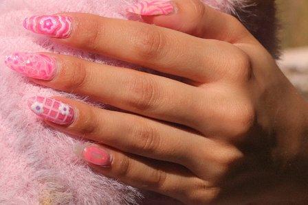 Groovy Nail Studio