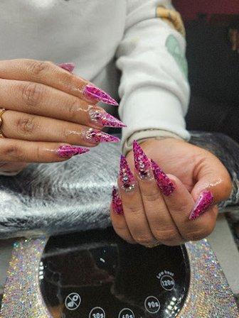 JW Nails & Spa