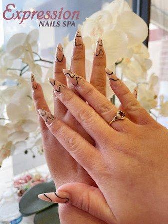 Expression Nails