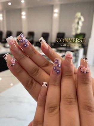 Converse Nails & Lounge