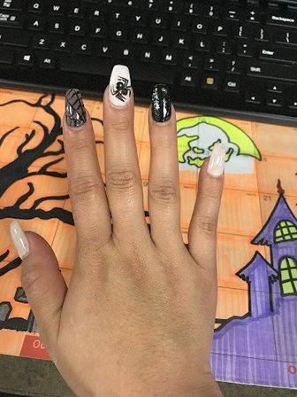 E Z Nails