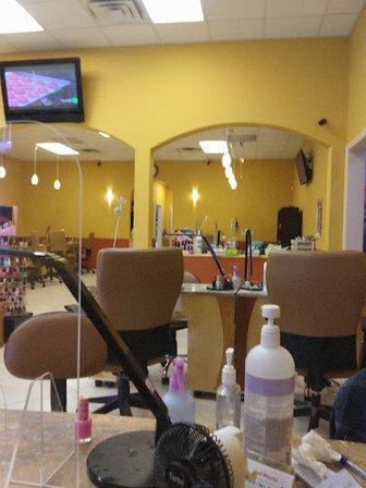 Nail World
