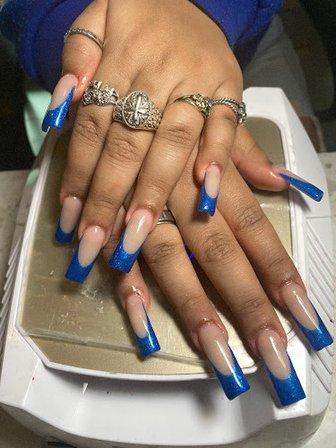 MV NAILS & SPA