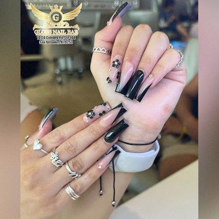 Gloss Nail Bar