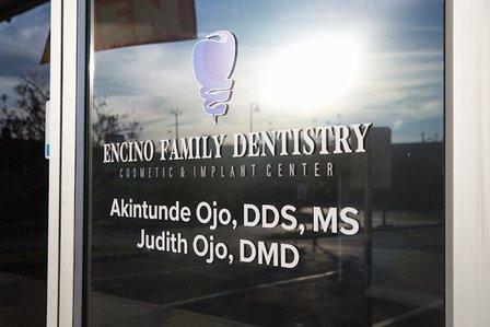 Akintunde Ojo, DDS