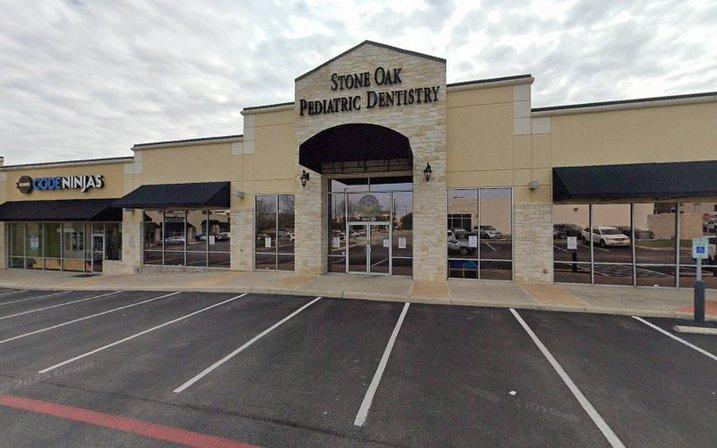 Dr. Courtney L. Alexander
