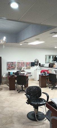 Laura’s Salon and Spa