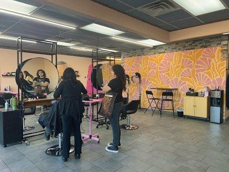 Salon Yellow