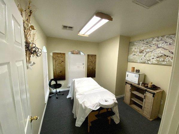 Razor Up Barbershop, Salon, & Spa
